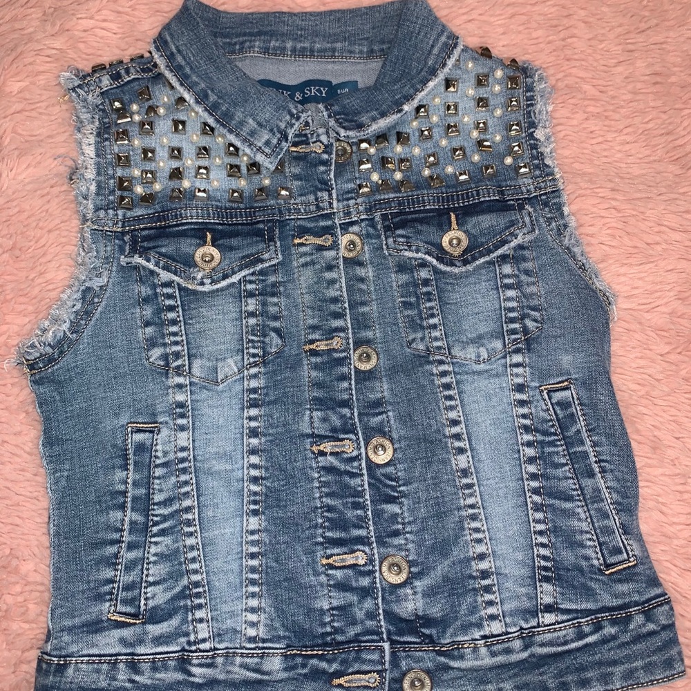 Studs Cropped Jean Jackets